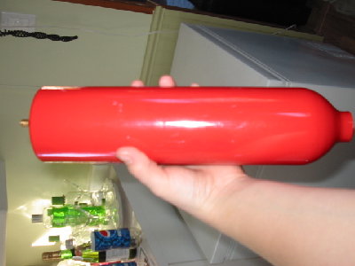 The nozzle isn't on this. The tank is rated to 300psi it's aluminum.