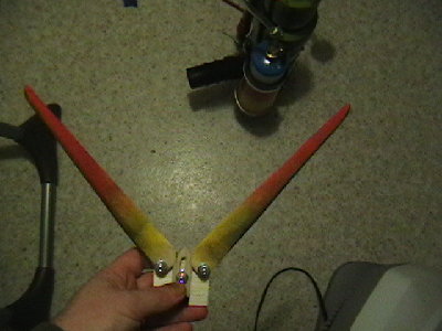 the wings spread... might make the mechanism spread them further apart.