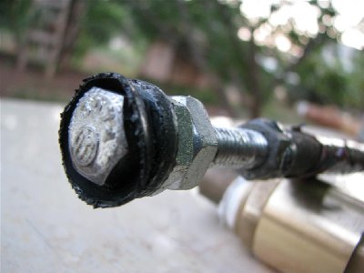 ok in those 2 pictures you can see the piston<br />the strange thing i don't use any O ring because i don't find one to fit so i cut from track wheel tube a circle a little bit bigger from diameter of the cylinder and drill it in the center