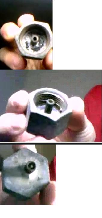 These are a few pics i took using my web cam, i hope they help.