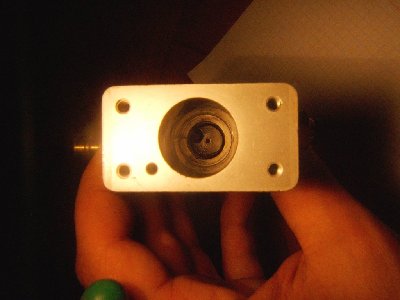 spool removed... notice that the valve is made from a solid bar of aluminum.. it's pretty heavy