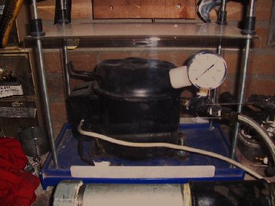 My compressor, mounted in its housing...60 bar gauge, bit blurry...