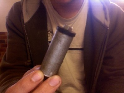 the piston, i put another piece of neoprene at the opposite end of the piston sealing face,so basicaly the bumper is 2 pieces of neoprene<br />the other being on the seat ,should that have a prefect seal??????