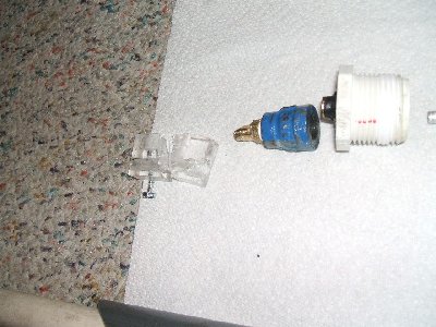 Broken T mag assembly