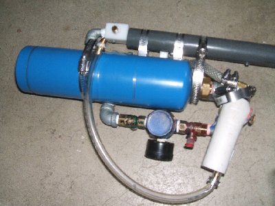 Tube magazine attached. It can easily be disconnected from the breech T.