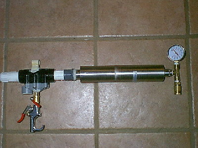 Note the small ball valve before the blowgun. Makes for a convient saftey. I've seen this on some cannons here on spudfiles. The quick connect, T fitting, and Gauge make a chinsey shoulder rest.
