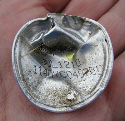 Nice crimped edge all the way around.