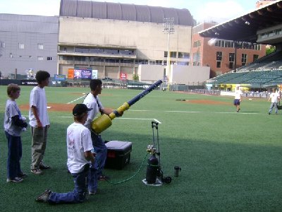 PGE-t-shirt_launcher_6-09-006.jpg (280.17 KiB) Viewed 3582 times The Arlington team launches some shirts into the upper deck at PGE park in Portland Oregon with Nitrogen. They put one shirt on the roof.