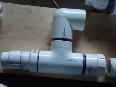 Piston housing, main valve