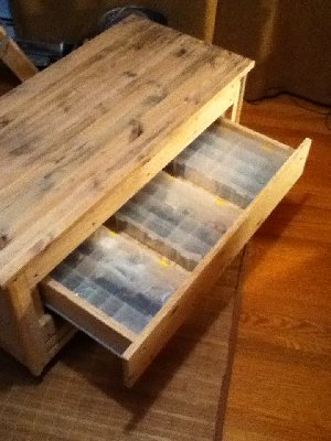 It has drawers that I can use to store parts.