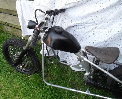 OOOOHHHHH!!<br />I wish he'd let me put on some apes!!!