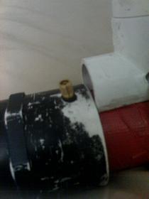 the bike pump valve i use to curculate the fuel around the chamber (works relly well ,improved the preformance many times over)