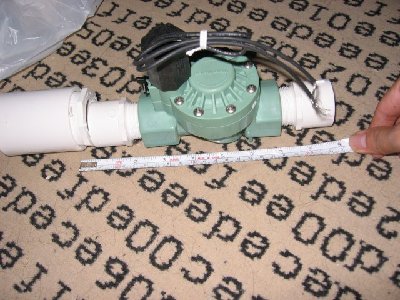 That seems a lot of extra thread.  Excuse the carpet, I haven't vacuumed yet.