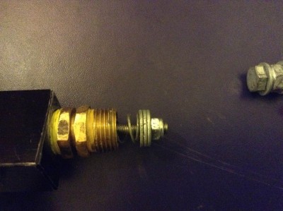 Pilot valve / hammer