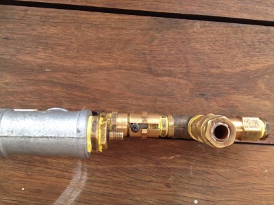 "trigger" --- not really its a zip gun design