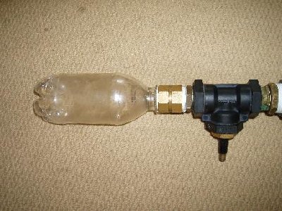 The filling point and chamber.