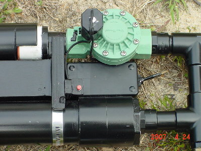 DSC00221.JPG (327.14 KiB) Viewed 6355 times The fire control mechanism.The toggle is safety and red is fire.
