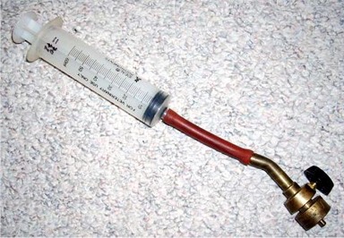 File:Syringe bernzomValve.jpg